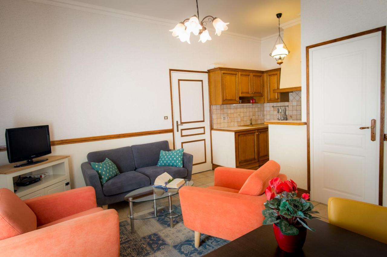 Les Magnolias Holiday Homes Lalinde المظهر الخارجي الصورة
