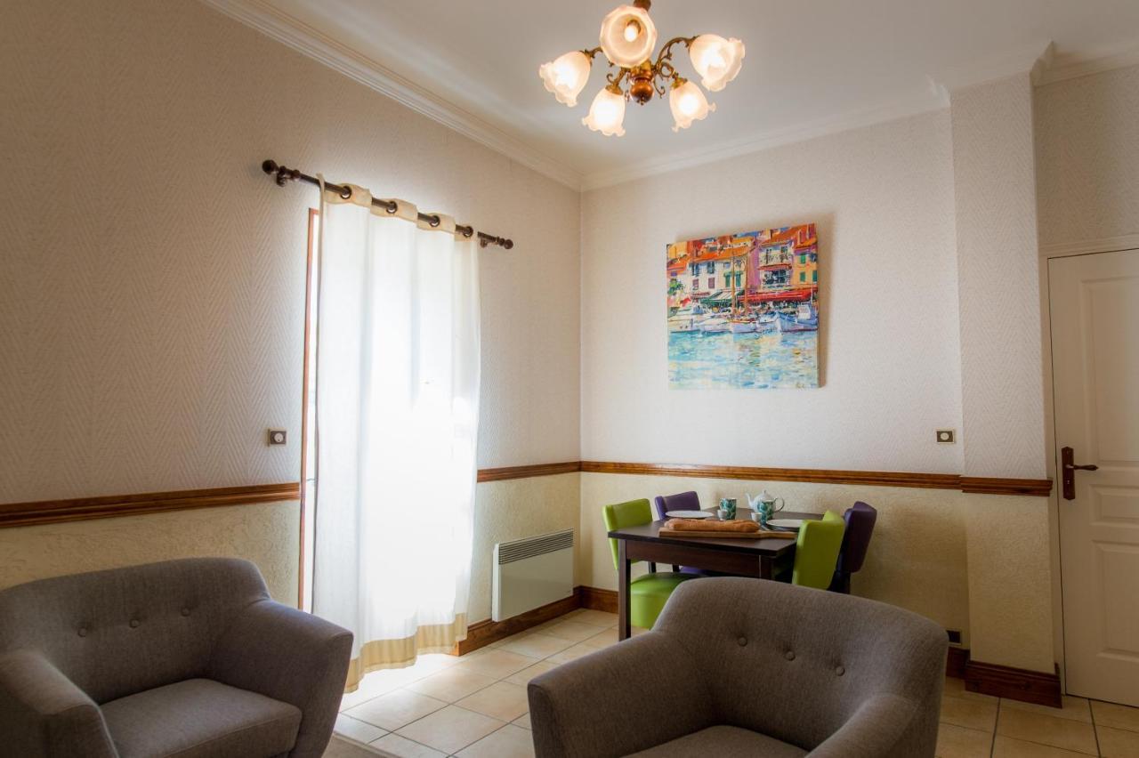 Les Magnolias Holiday Homes Lalinde المظهر الخارجي الصورة